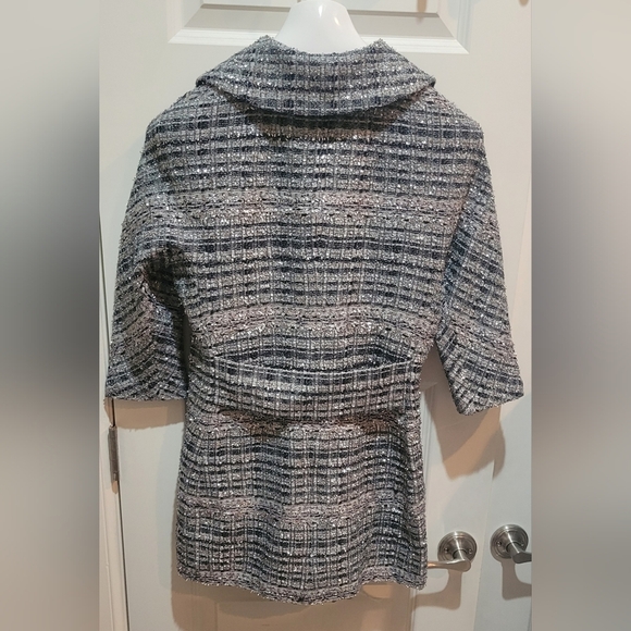 St. John tweed coat  size 4 - Picture 7 of 9